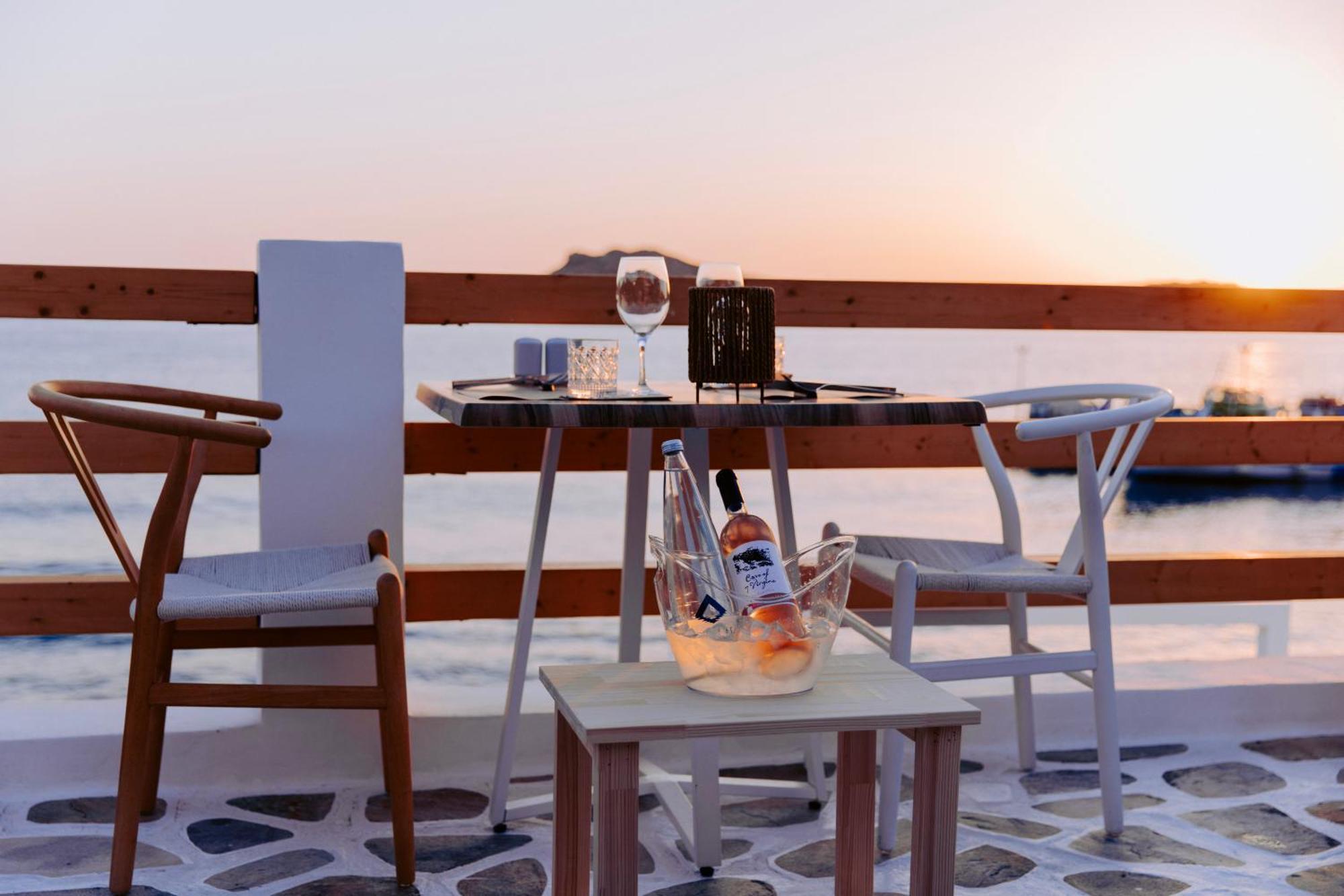 Spongia Hotel Suites & Spa Myrties ภายนอก รูปภาพ