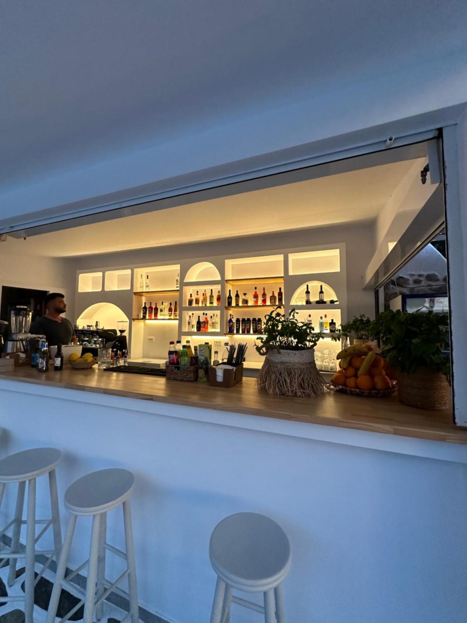 Spongia Hotel Suites & Spa Myrties ภายนอก รูปภาพ