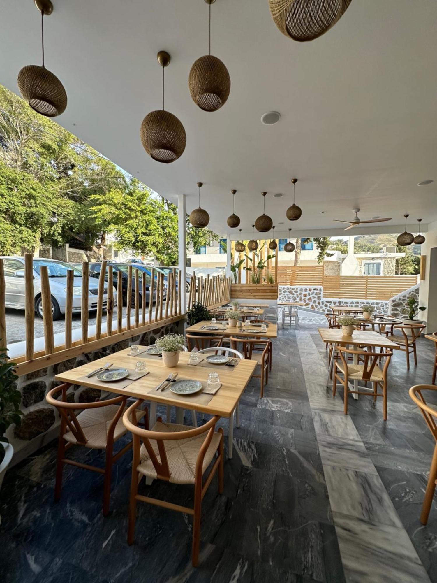 Spongia Hotel Suites & Spa Myrties ภายนอก รูปภาพ